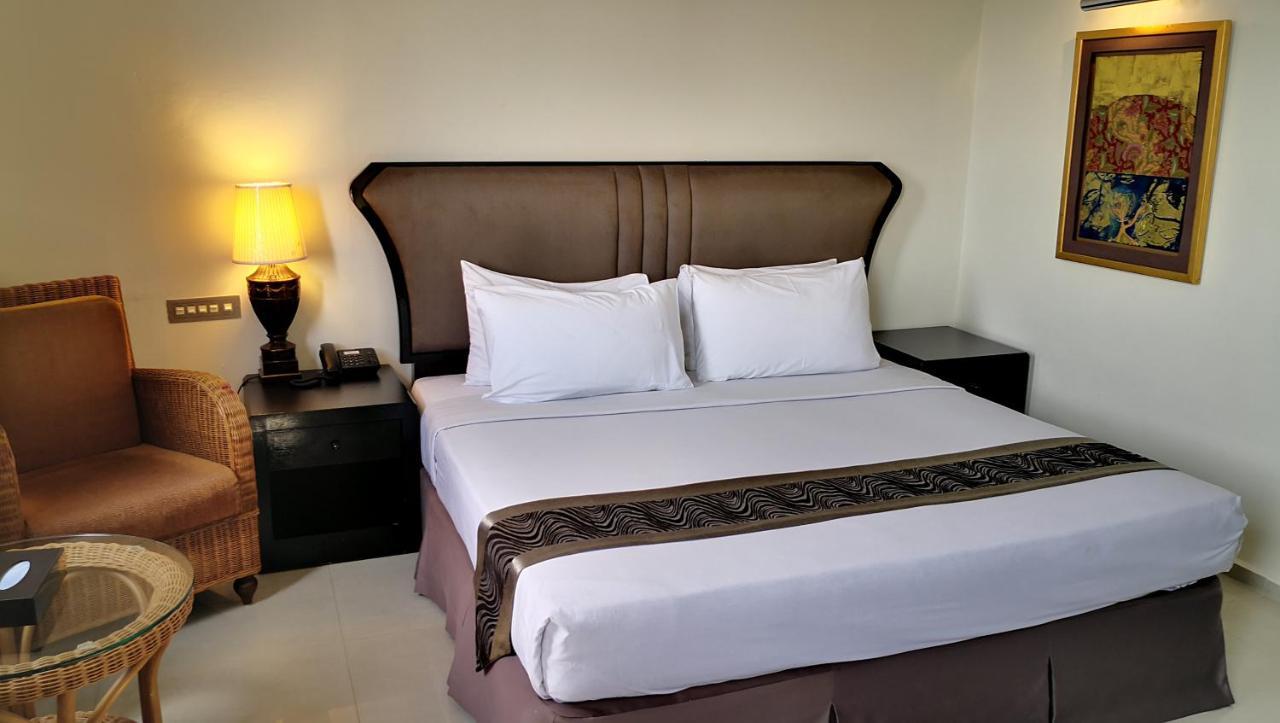 Good Hope Hotel Секудаи Экстерьер фото